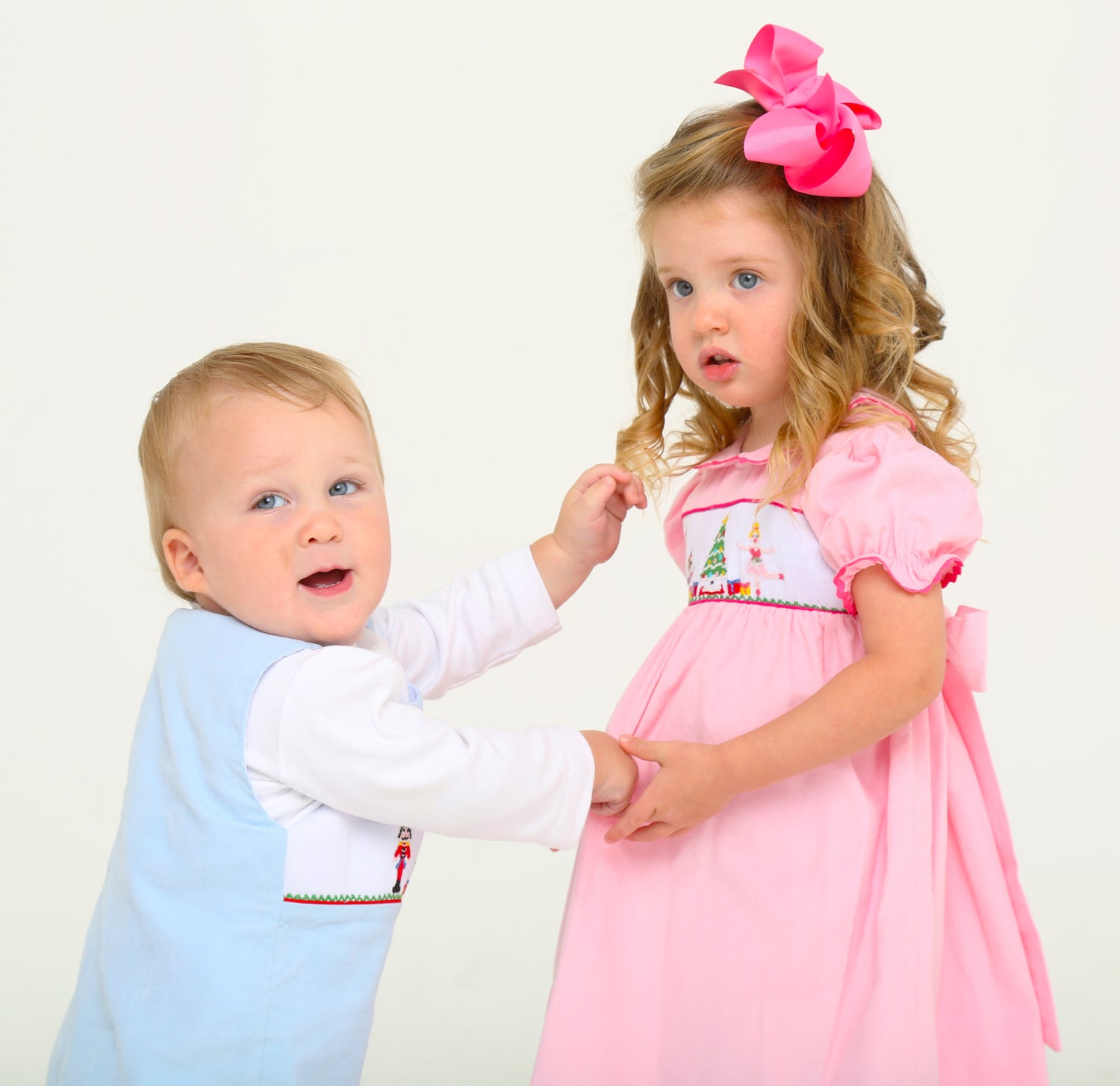 Tips to Pick Classic Clothing for Stylish Looking Kids.