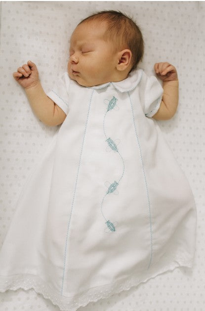 Airplanes daygown set (with bib and hat) - Little Threads Inc. Children's Clothing